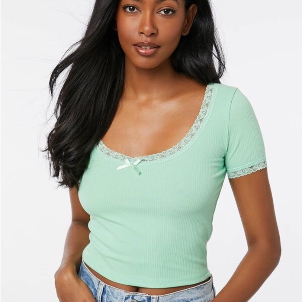 ARDENE Green ribbed scoop neck shirt NWT